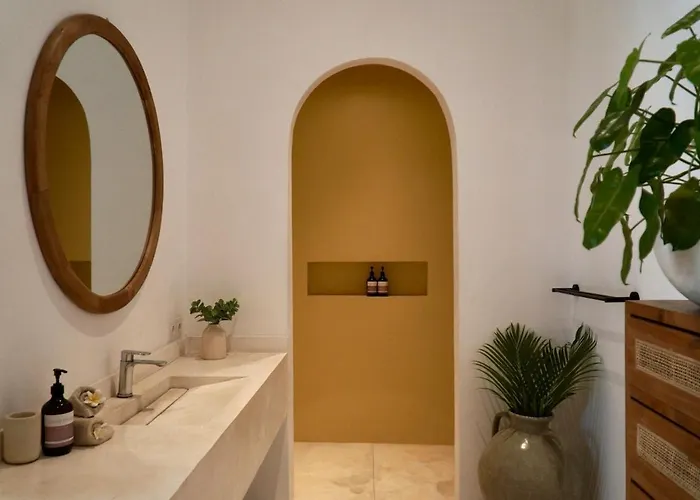 1br With Office And Pool In Pererenan Villa *