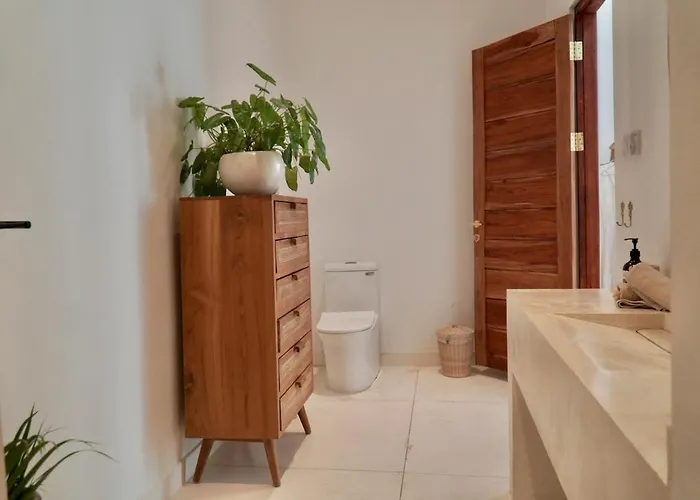 Villa 1br With Office And Pool In Pererenan